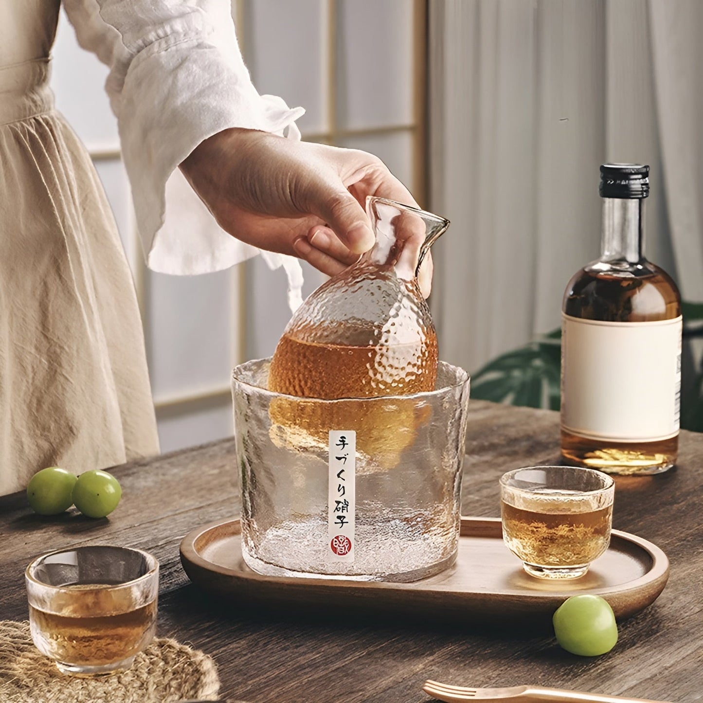 Japanischer Sake Satz aus Glas – Elegante Karaffe mit Bechern | Perfekt für Wein, Whisky & Likör | Karnz