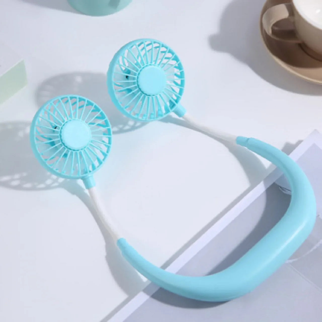 USB Tragbarer Freisprechhalsventilator - Wiederaufladbarer Mini-Sportventilator, 3-Geschwindigkeitsverstellbarer Dualventilator für Zuhause, Büro & Außeneinsatz | Karnz
