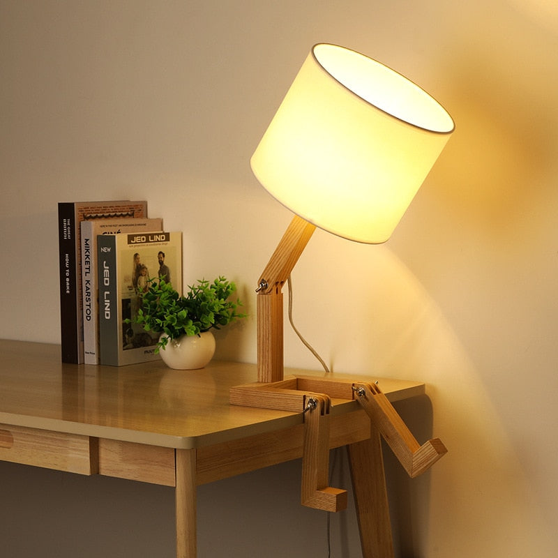 Thinker Holzroboter Moderne Nachttischlampe | Karnz