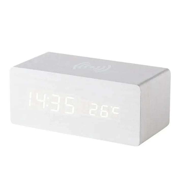 Minimalistischer LED Holz-Wecker mit Temperaturanzeige, kabelloser Ladefunktion und digitaler Zeitanzeige – Ideal für Schlafzimmer und Büro | Karnz