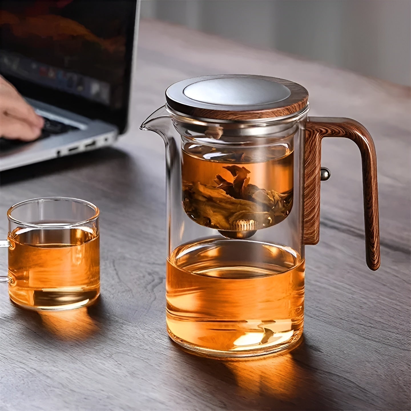 Glas-Teekanne mit Holzgriff – Ein-Klick-Filter | Perfekt für losen Tee & Puer | Karnz