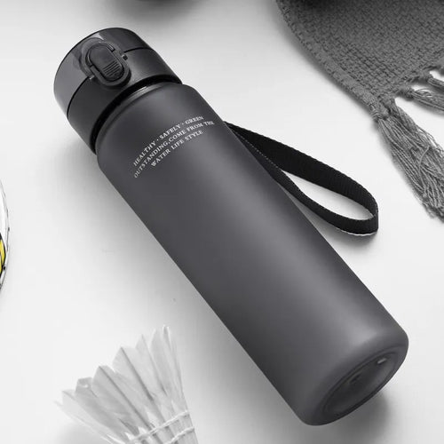DraagDrink Wasserflasche – Auslaufsicher & BPA-frei für Sport, Arbeit & Reisen | Karnz