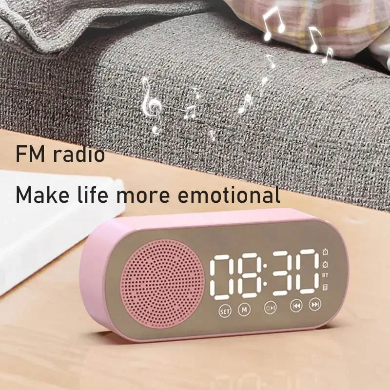 Digitaler Wecker mit Bluetooth-Lautsprecher und FM-Radio