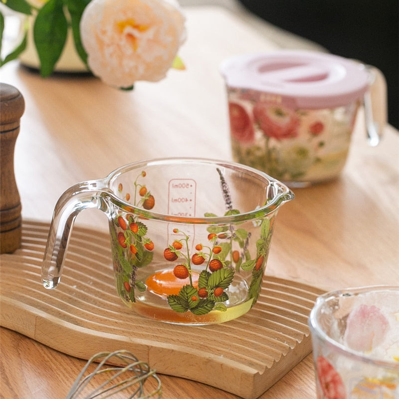 Retro Flowers Messbecher mit Deckel