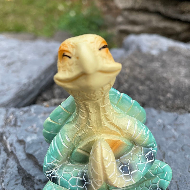 Meditierende Meeresschildkrötenstatue