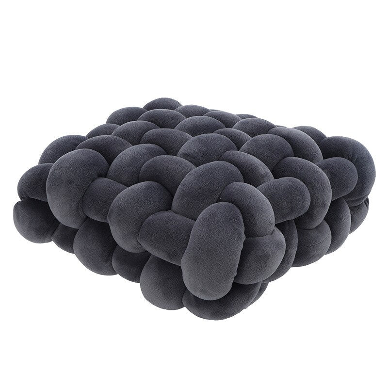 Knotted Ball Dekokissen | Karnz