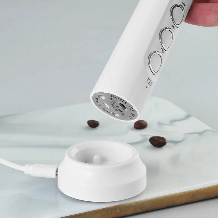 3 In 1 Elektrischer Milchaufschäumer Wiederaufladbarer Milchschäumer Handheld Schäumgerät Hohe Geschwindigkeiten Milchaufschäumer Getränkemixer Kaffee