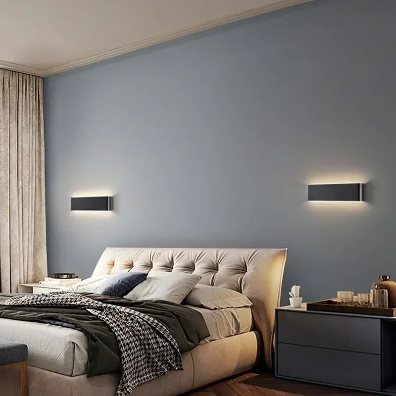Karnz | LumiEra Moderne LED Wandleuchte | Stilvolles Design | Warmweißes Licht für Schlafzimmer, Flur & Badezimmer