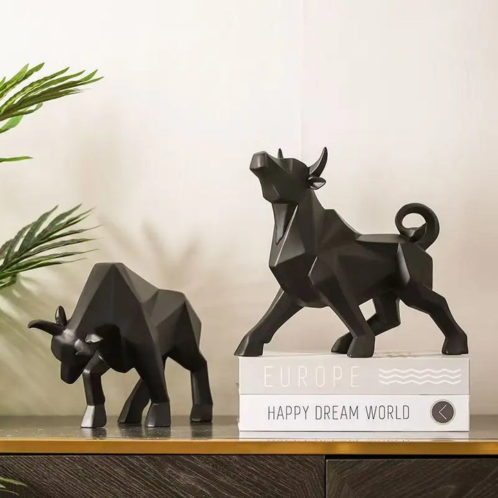 Karnz | ToroArte Stier Skulptur | Nordisches Design | Harzfigur Modern | 35 cm / 26 cm