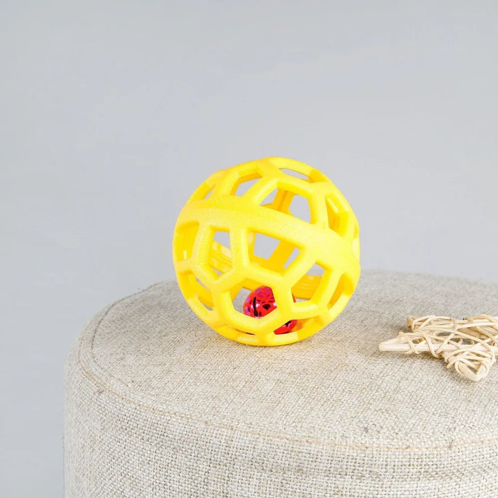 Kauball aus Naturgummi mit Glocke Karnz