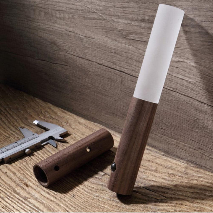 Wiederaufladbare LED Lampe mit Bewegungsmelder