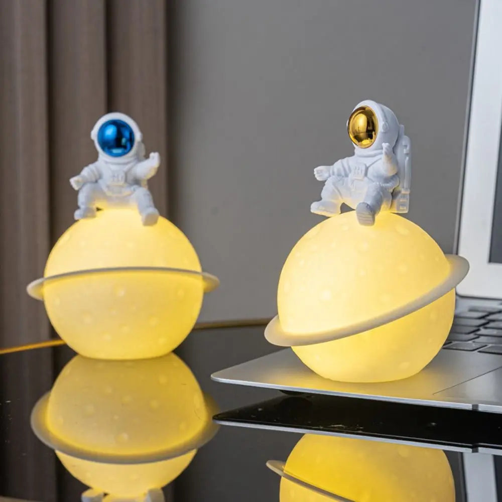 Cosmic LED Schreibtischlampe | Karnz