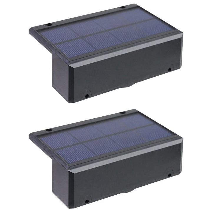 Solar-Gartenbeleuchtung mit Regen- und Windschutz