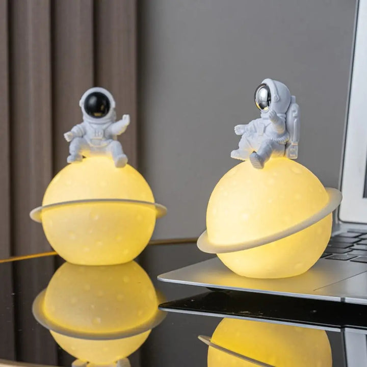 Cosmic LED Schreibtischlampe | Karnz