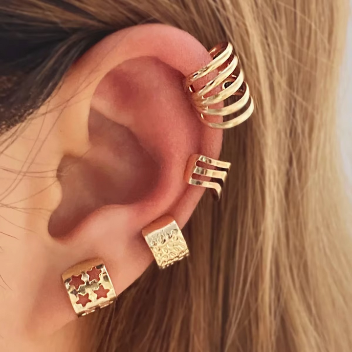 Elegantes Clip-Ohrclip-Set mit Goldblatt-Verzierung für Damen