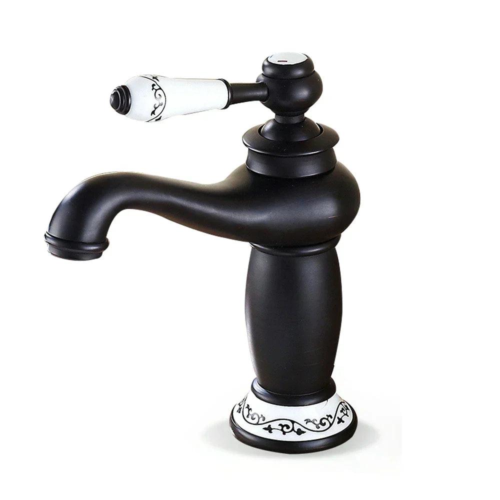 Karnz | Vintage Luxe Badezimmerarmatur für elegante Innenräume