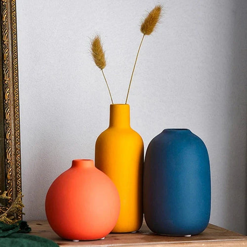Nordische Keramikvase Karnz