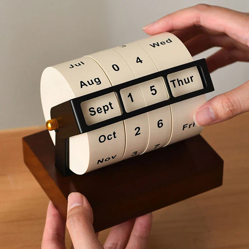 Mid-Century Rotierender Holz Perpetual Schreibtischkalender | Karnz