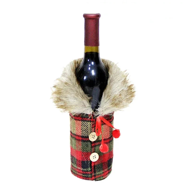 Weihnachtliche Flaschenhülle mit Fellkragen – Festliche Hülle für Weinflaschen, Wichtel-Deko für Weihnachten, Perfekt als Geschenkverpackung | Karnz