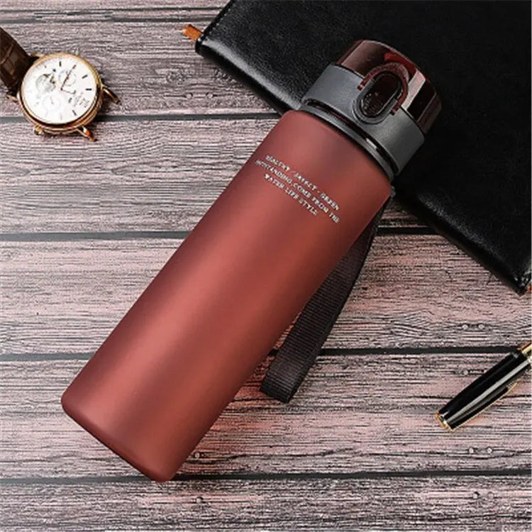 DraagDrink Wasserflasche – Auslaufsicher & BPA-frei für Sport, Arbeit & Reisen | Karnz