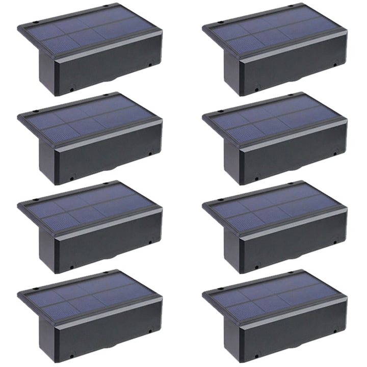Solar-Gartenbeleuchtung mit Regen- und Windschutz