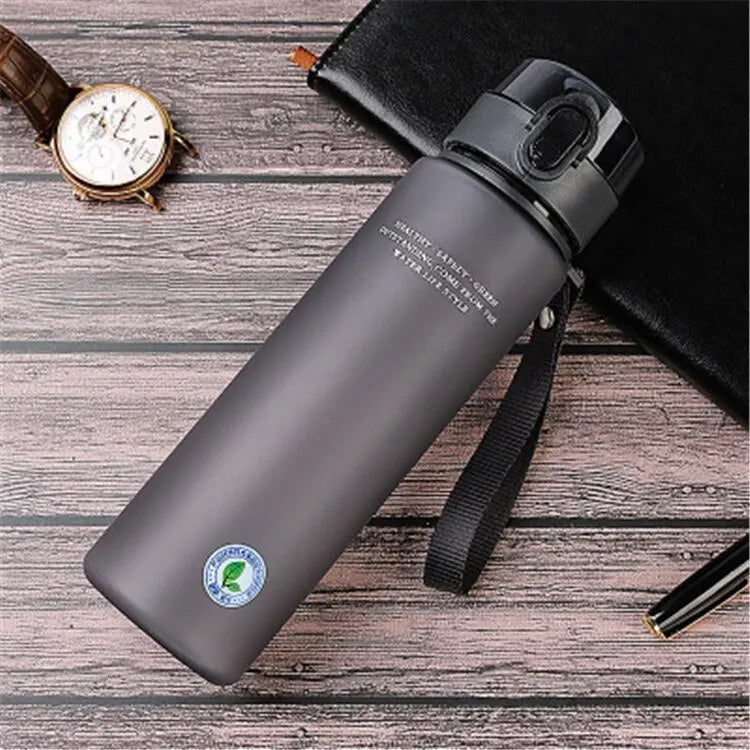 DraagDrink Wasserflasche – Auslaufsicher & BPA-frei für Sport, Arbeit & Reisen | Karnz