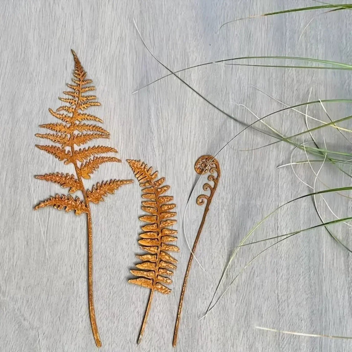 Karnz | FERROBLATT Rost Dekoration Blatt Skulptur | Metall Gartenstecker für drinnen & draußen | Wetterfest & stilvoll | Herbstdekoration für Garten & Zuhause