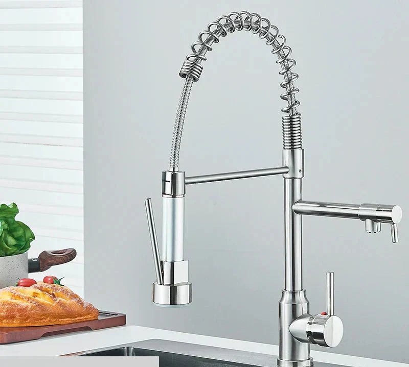 MixMaster – Flexibler 360° drehbarer Küchenmischerhahn Karnz
