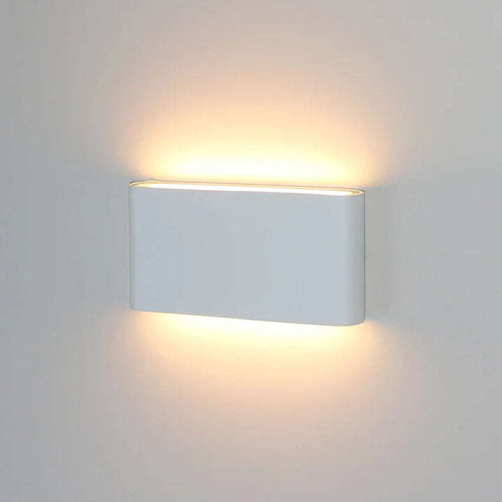 Wetterfeste LED Wandleuchte, Robuste Dekorative Wandlampe für Innen- und Außenbereich | Karnz