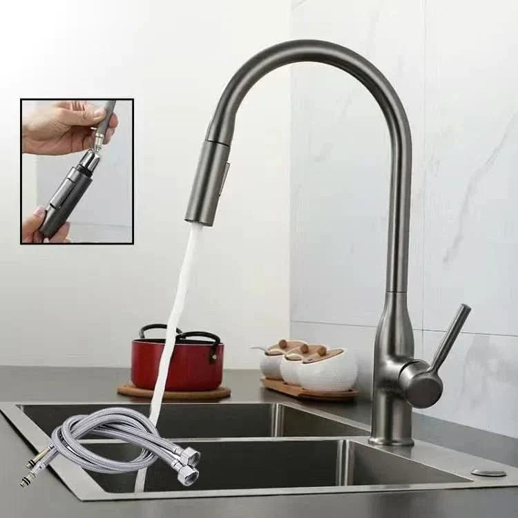 Küchenarmatur aus Edelstahl mit ausziehbarer Brause