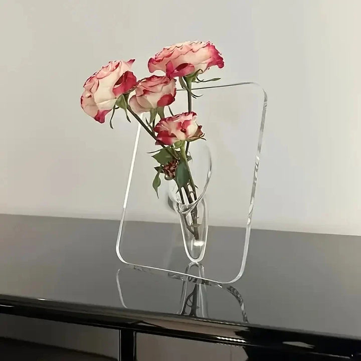 Crystal Flow Eingebautes Rohrvase | Karnz