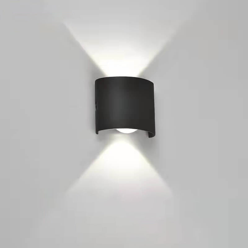 Moderne Outdoor Bogenauf- und Abwärtsstrahler LED Außen wasserdichte Wandleuchte | Karnz