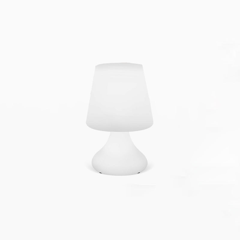 Moderne Minimalistische PE Becherform USB LED Tischlampe Nachtlicht für Außenpatio | Karnz