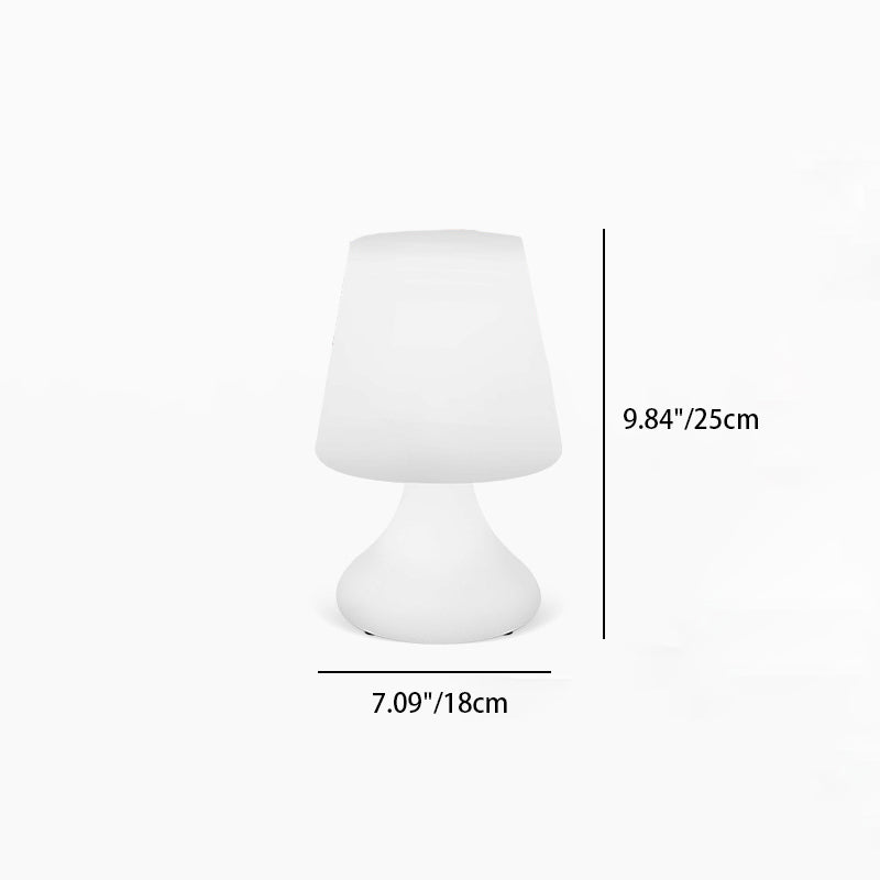 Moderne Minimalistische PE Becherform USB LED Tischlampe Nachtlicht für Außenpatio | Karnz