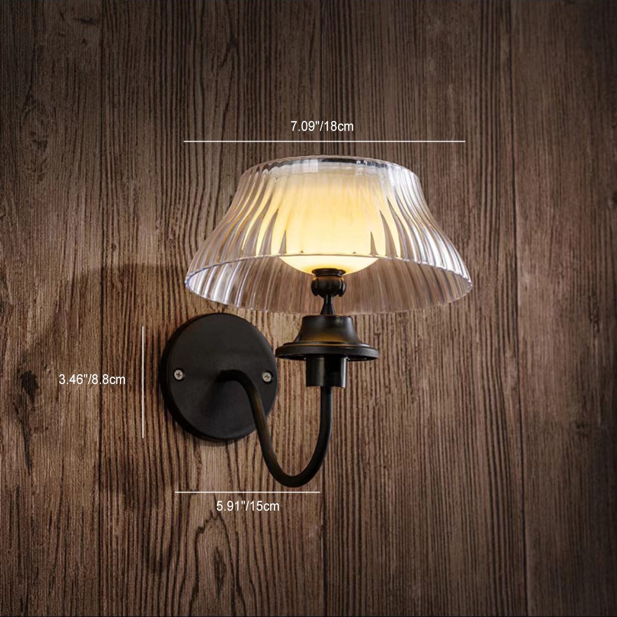 Zeitgenössische Retro Solar Eisenlegierung Kunststoff LED Wasserdichte Wand Sconces Lampe für Außenbereich | Karnz