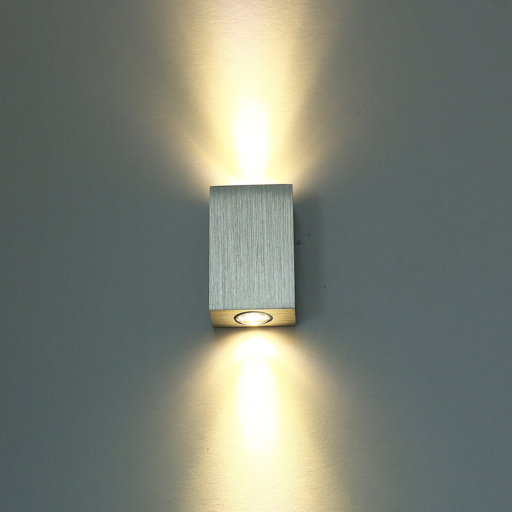 Moderne Einfachheit Wasserfest Aluminium Kubische LED Wandlampe Für Außenpatio | Karnz