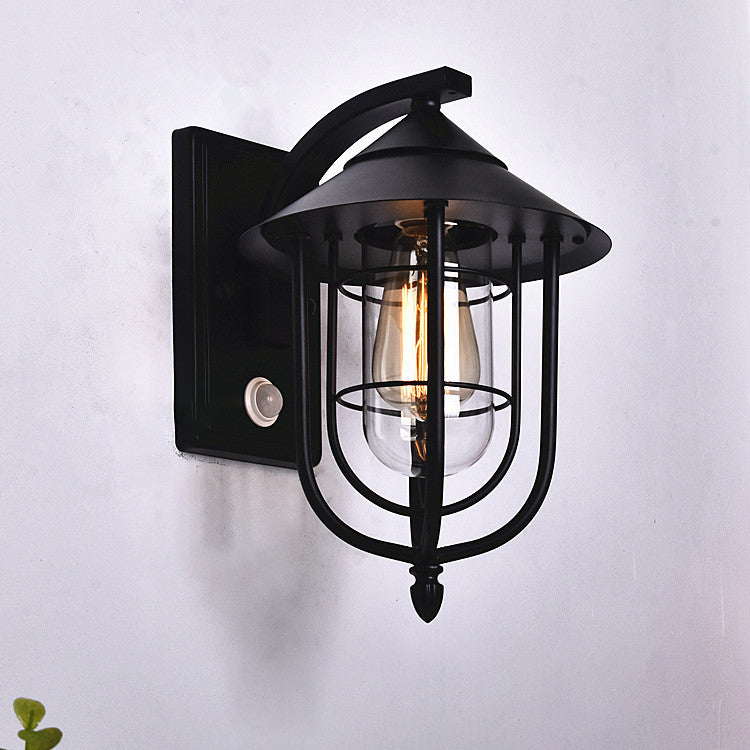 Zeitgenössische industrielle Eisen wasserdichte menschliche Körpersensor 1-Licht Außenwand Sconces Lampe für Außenpatio | Karnz