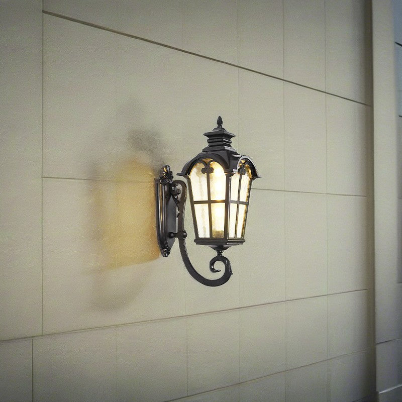 Traditionelle europäische quadratische Fensterform Aluminium Glas 1-Licht Wand sconce Lampe für Außenpatio | Karnz