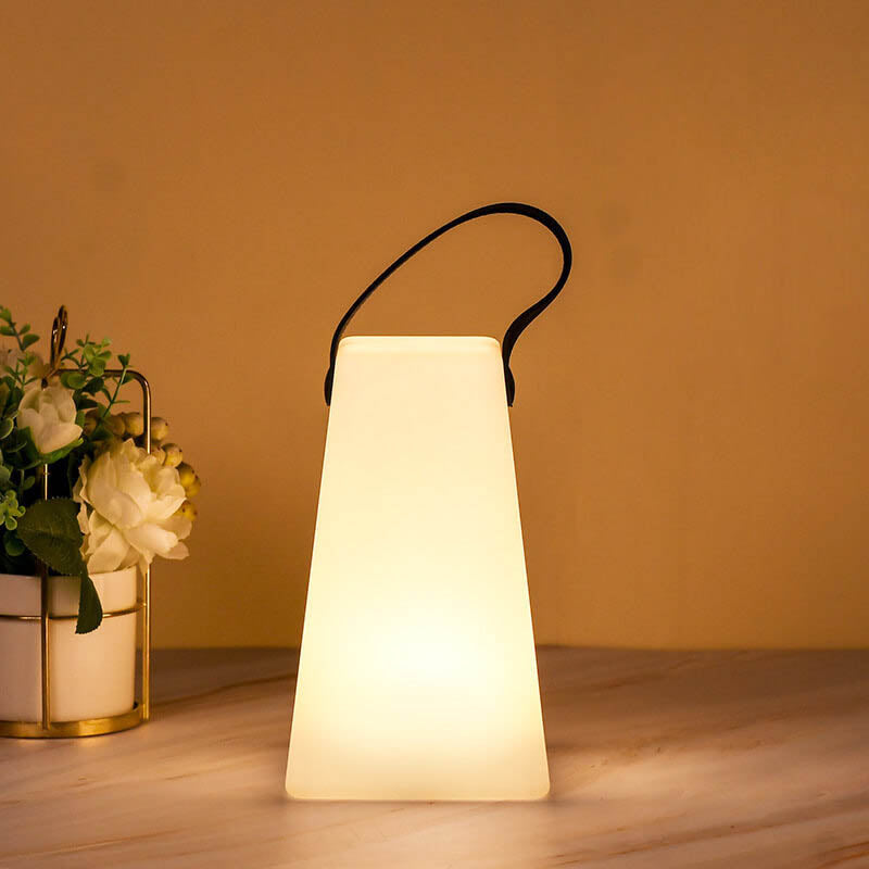 Moderne Einfachheit Kunststoff Runde Square Hand LED Tischlampe Für Outdoor Patio | Karnz