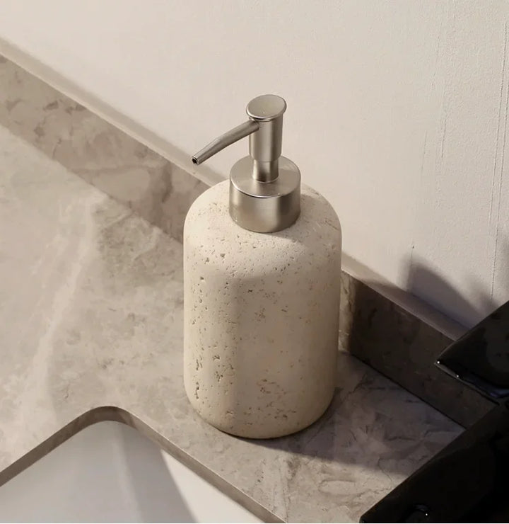 AureliaStone Luxus Badset aus Kalkstein Karnz