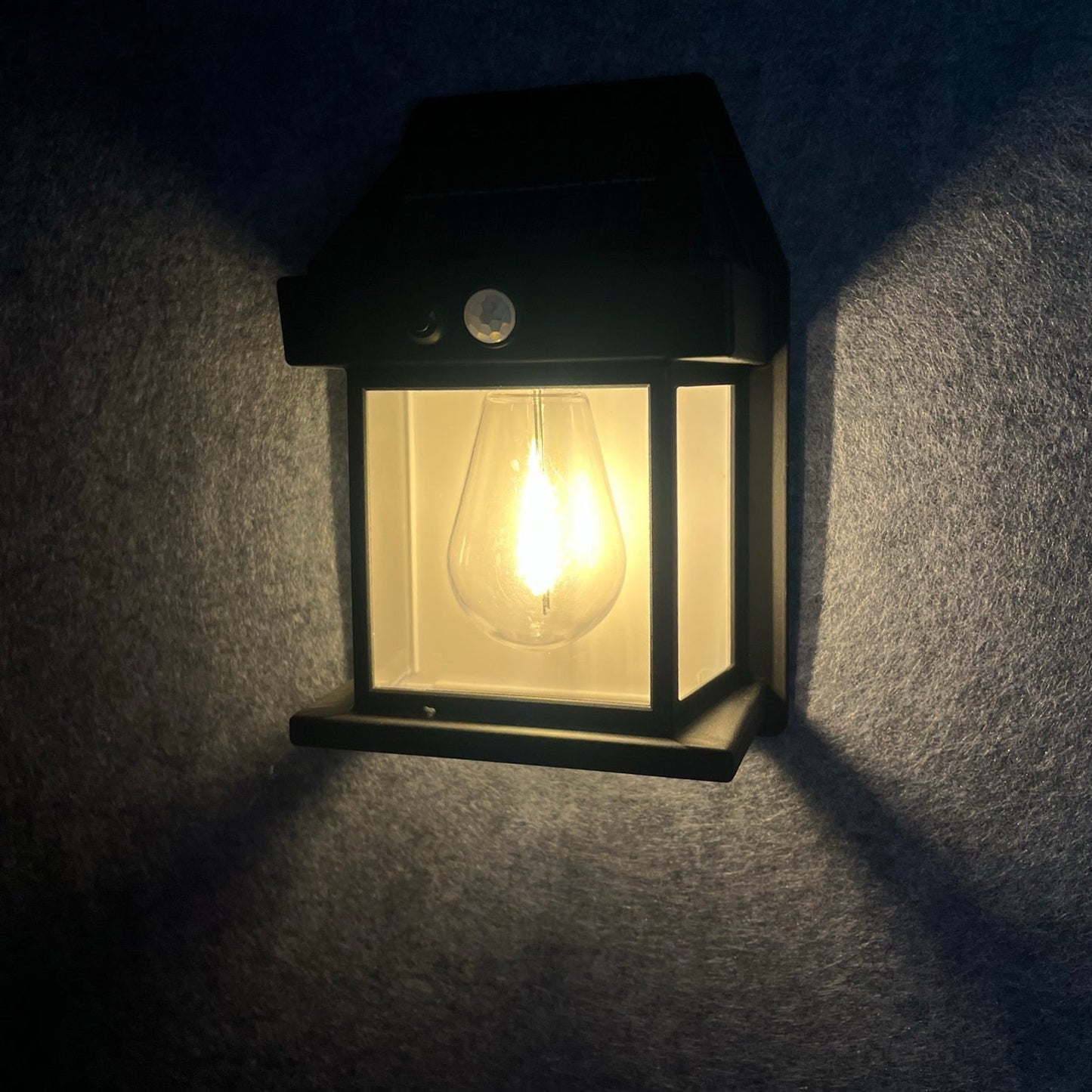 Solar LED Smart Energy Wandlampe | Karnz