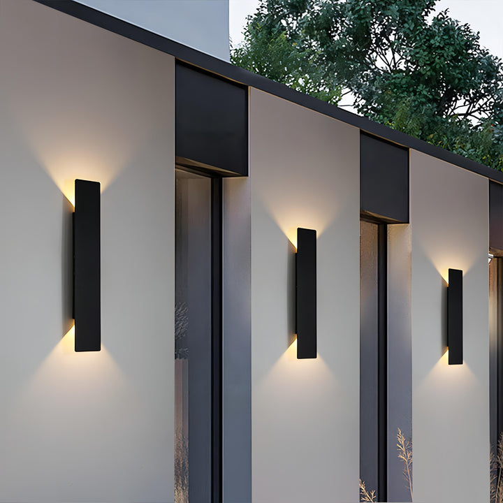 Kashti Outdoor Wasserdichte Rechteckige Auf/Ab Wandlampe | Karnz