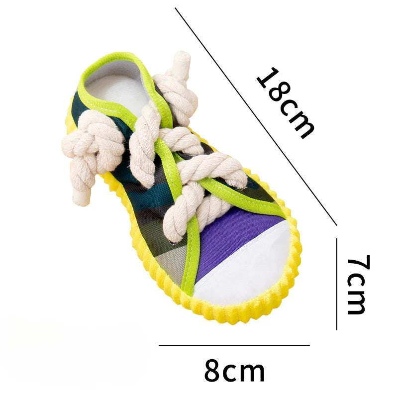 Robustes Hundespielzeug Sneaker mit Seil und Quietscherfunktion Karnz