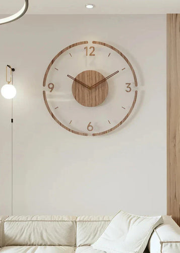 Transparente Holz-Wanduhr | Karnz