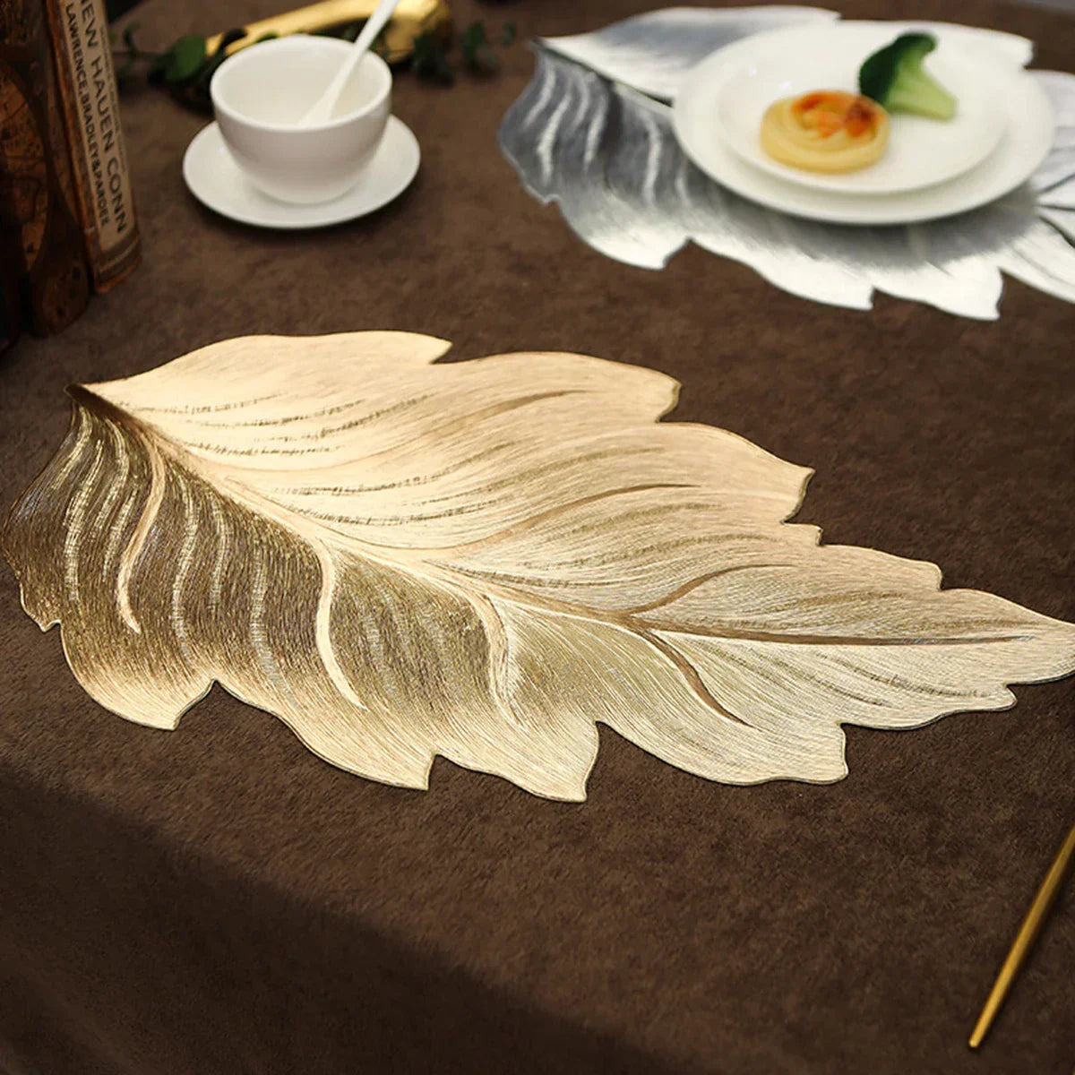 Gold Leaf Form Dekoratives Servierbrett