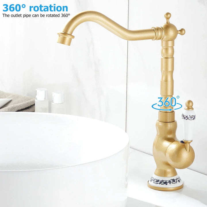 Küchenarmatur aus antikem Messing mit keramischem Griff - 360° schwenkbar | Traditionelles Design Karnz