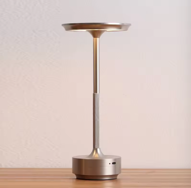 ClarityGlow Luxus Edition | Kabellose LED Tischlampe | Karnz
