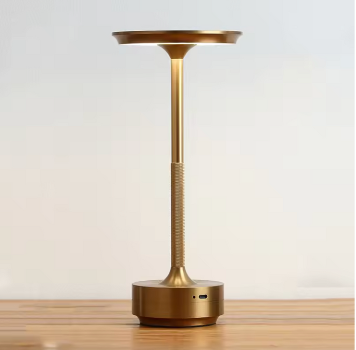 ClarityGlow Luxus Edition | Kabellose LED Tischlampe | Karnz