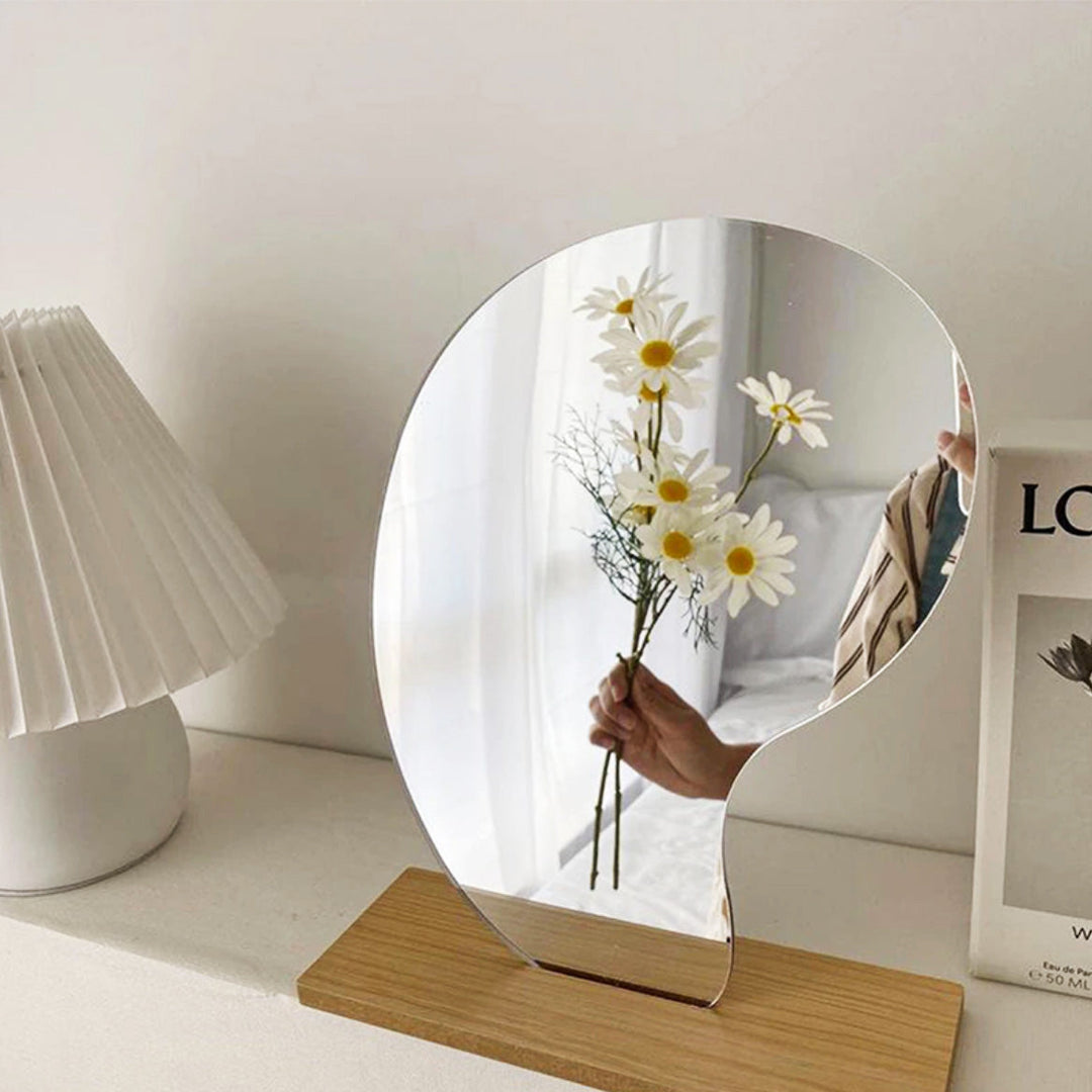Wavy & Curvy Mirror | Karnz
