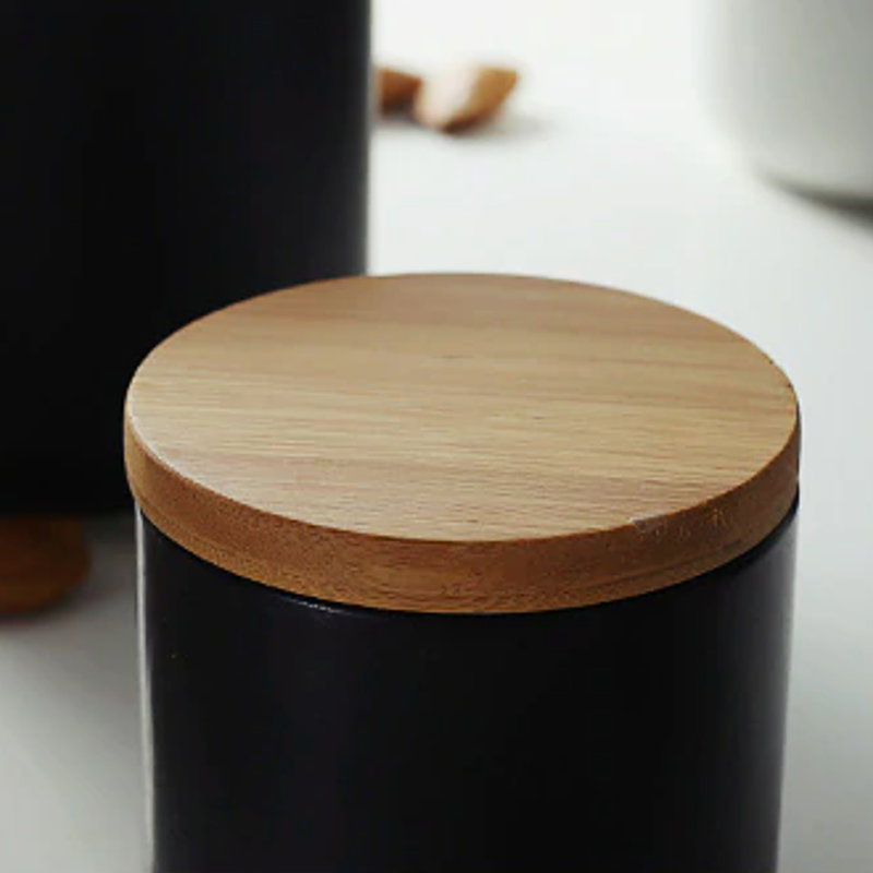Moderne Keramik Aufbewahrungsglas mit Holzdeckel – Schwarz oder Weiß | Karnz